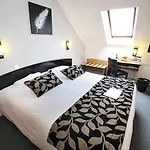 Le Hotel