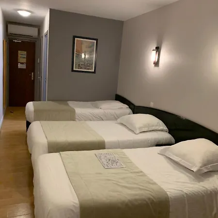 Le Hotel