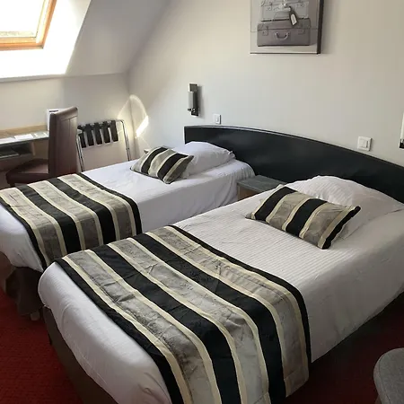 Le Hotel 3*