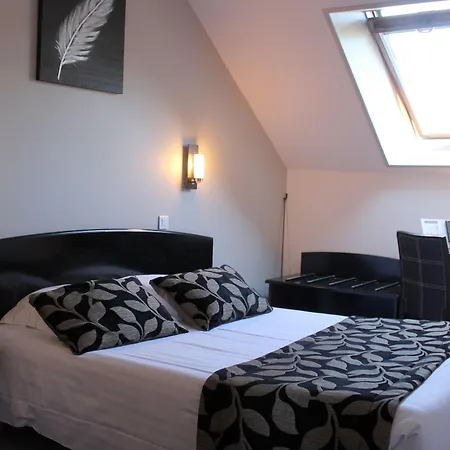 Le Hotel