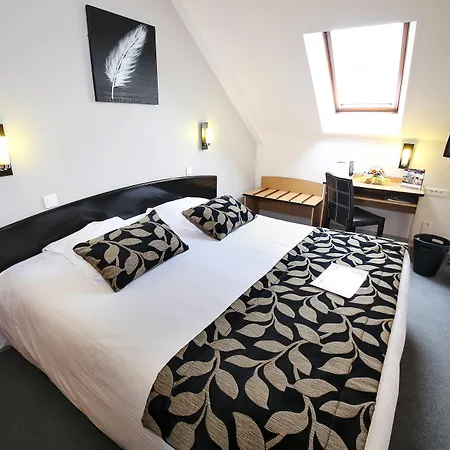 Le Hotel