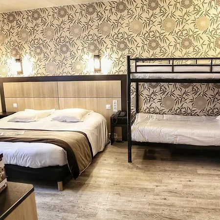Le Hotel